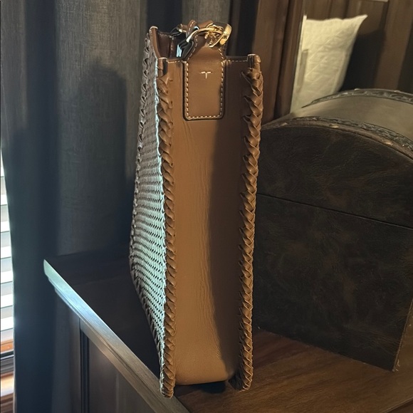 Tory Burch Brown Woven Crossbody Bag - Picture 5 of 16